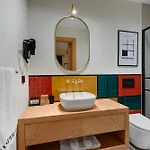 Tinspiro Hotel *